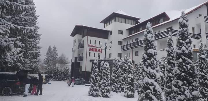 Hotel Miraj