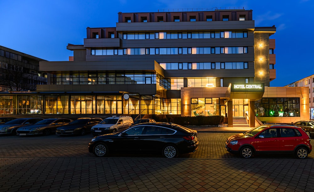 Hotel Central.