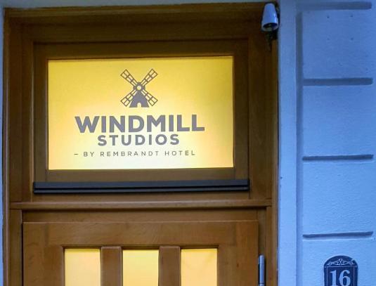 Hotel Windmill Studios by Rembrandt