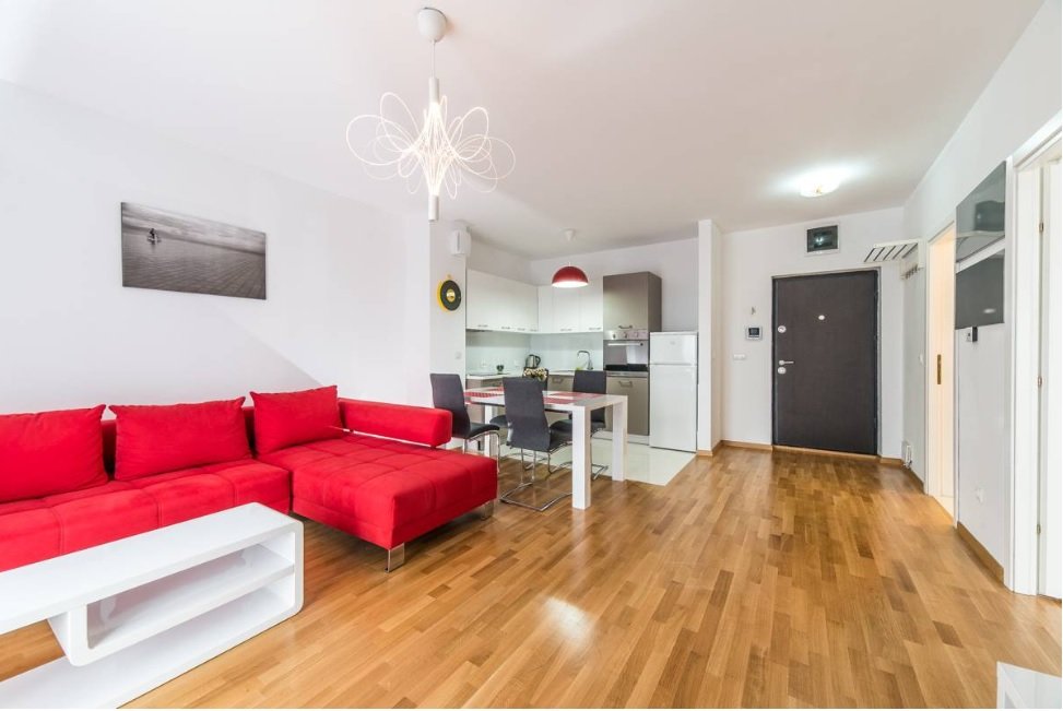 Red Hotel Riviera Suite And Lake